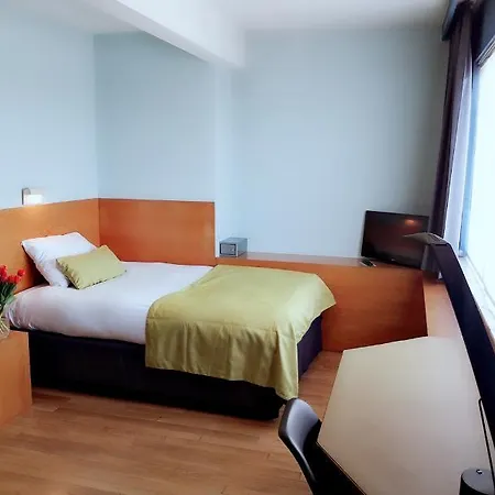Hotel 322 Lambermont 3*