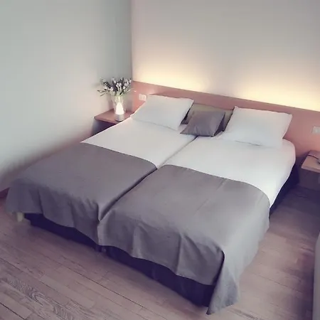 Hotel 322 Lambermont Brussel